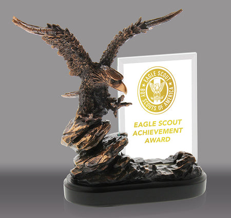 Custom Eagle on Rock Resin with Engravable Jade Crystal [RMEG806-FC]