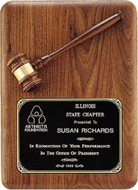 American Walnut Plaque with Walnut Gavel [TDG1687]