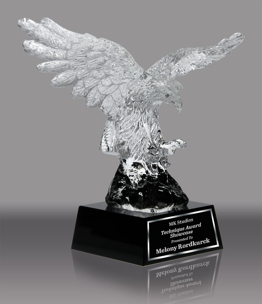 Eagle in Flight Crystal Award [CF17-13-10-EG-X]
