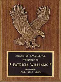 American Walnut 6"x8" Plaque with Bronze Eagle Casting [TD1784]